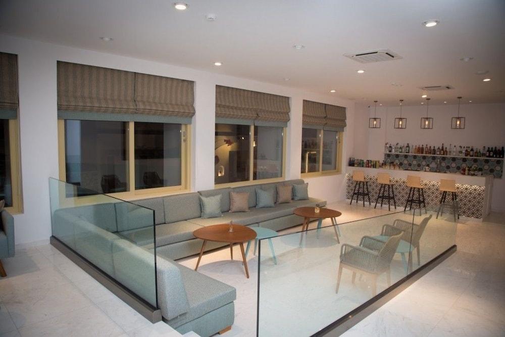 Zephyros Hotel Myrties ภายนอก รูปภาพ