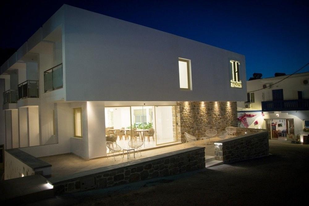 Zephyros Hotel Myrties ภายนอก รูปภาพ