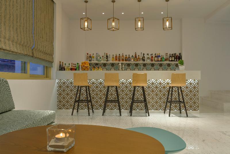 Zephyros Hotel Myrties ภายนอก รูปภาพ