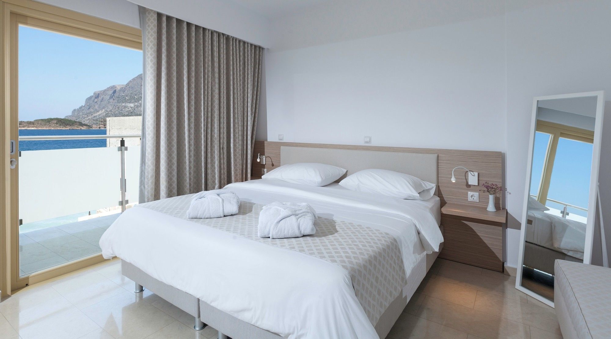Zephyros Hotel Myrties ภายนอก รูปภาพ
