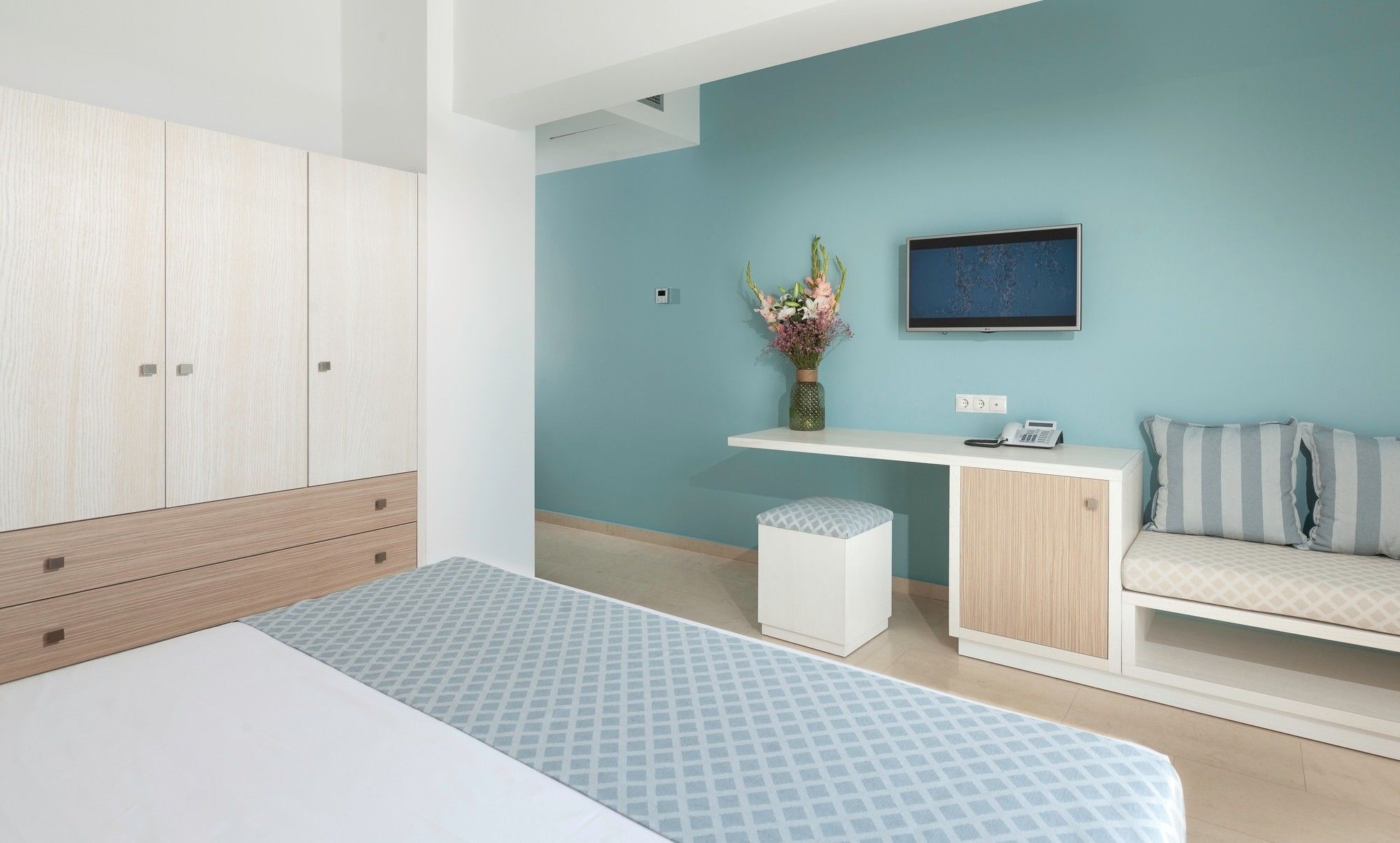 Zephyros Hotel Myrties ภายนอก รูปภาพ